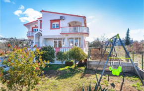 Stunning home in Debeljak with WiFi and 3 Bedrooms